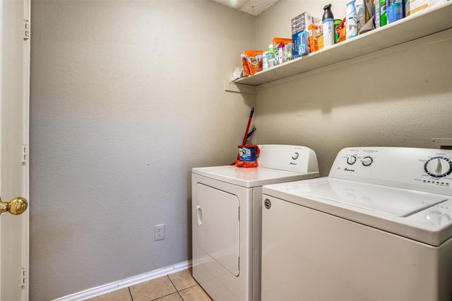 1019 Waterview Drive, Little Elm, TX 75068