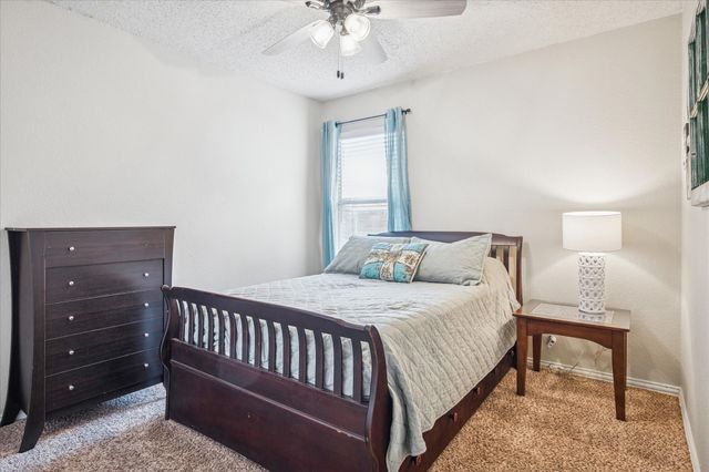 1019 Waterview Drive, Little Elm, TX 75068