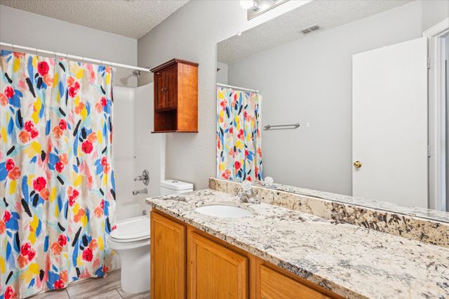 1019 Waterview Drive, Little Elm, TX 75068