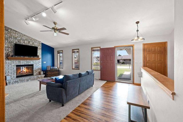 810 KRISTY STREET, Kaukauna, WI 54130