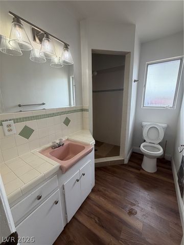 1516 Houssels Avenue, Las Vegas, NV 89104