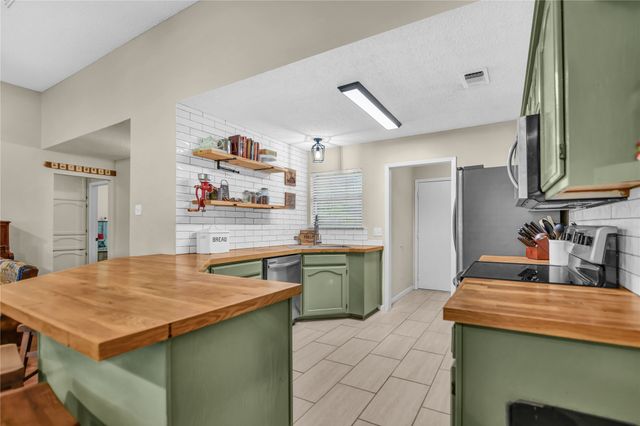 118 Sanchez Creek Court, Weatherford, TX 76088