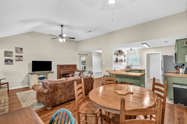 118 Sanchez Creek Court, Weatherford, TX 76088