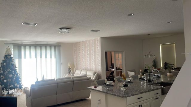 5014 ROYAL POINT AVENUE, Kissimmee, FL 34746