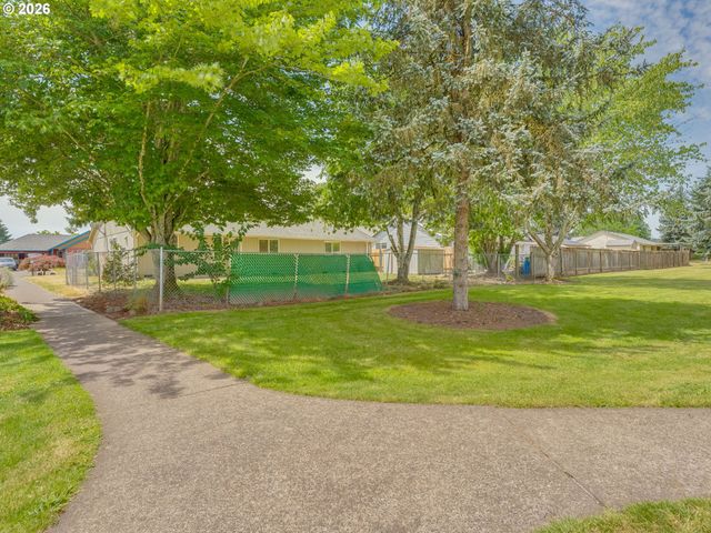 2031 Sw OLEANDER St, Mc Minnville, OR 97128