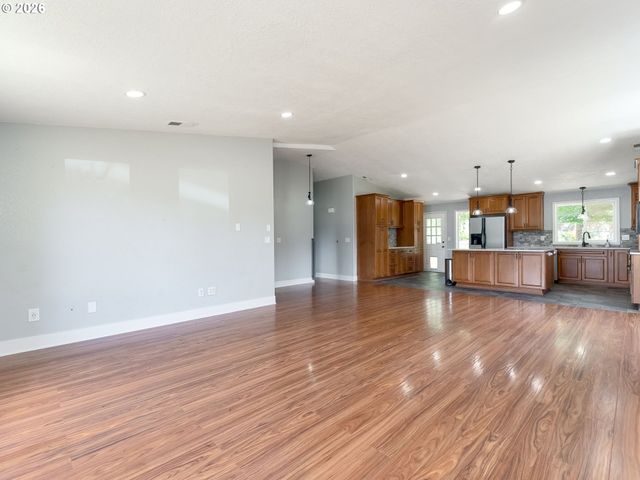 2031 Sw OLEANDER St, Mc Minnville, OR 97128