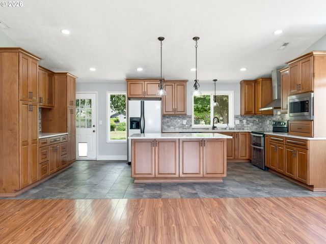2031 Sw OLEANDER St, Mc Minnville, OR 97128