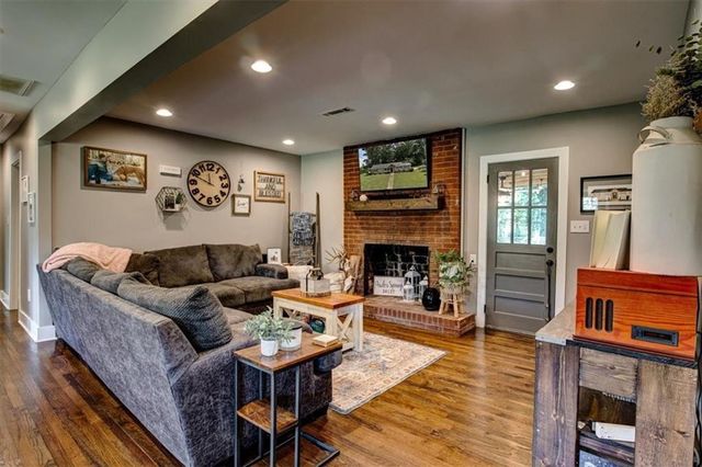 5659 Hiram Douglasville Highway, Powder Springs, GA 30127