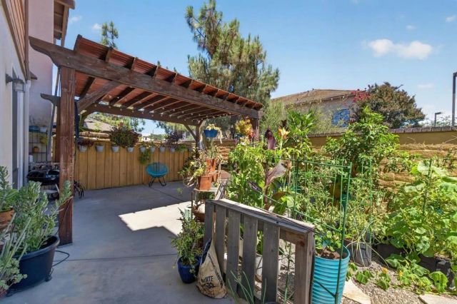 41524 Blue Canyon Avenue 3, Murrieta, CA 92562