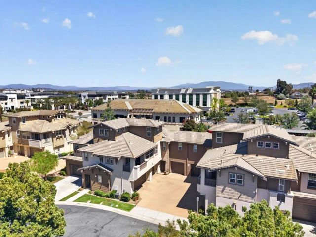 41524 Blue Canyon Avenue 3, Murrieta, CA 92562