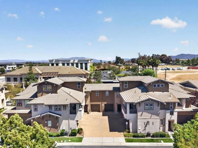 41524 Blue Canyon Avenue 3, Murrieta, CA 92562