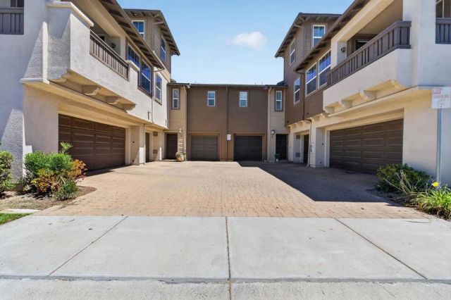 41524 Blue Canyon Avenue 3, Murrieta, CA 92562
