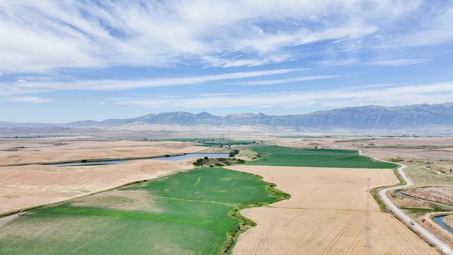 1000 W MAIL RTE. RD., Preston, ID 83263