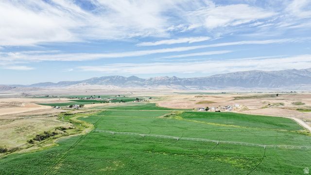 1000 W MAIL RTE. RD., Preston, ID 83263