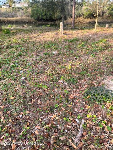 203 Livingston Drive, Pass Christian, MS 39571