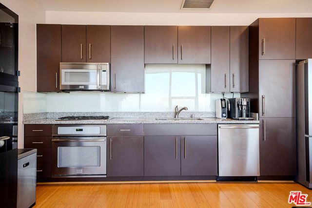 1100 Wilshire Boulevard 3001, Los Angeles, CA 90017