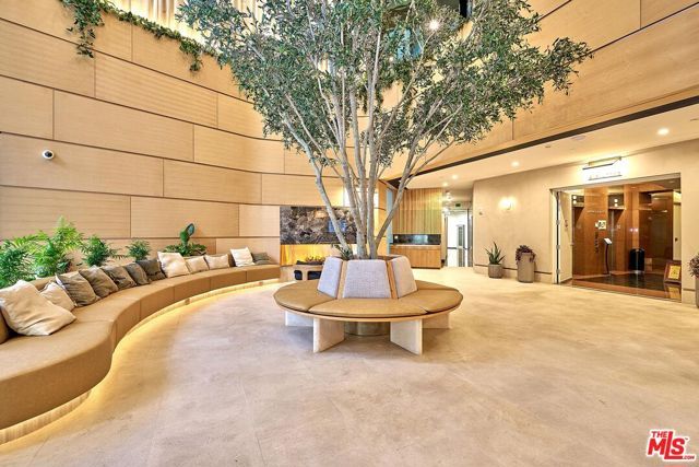 1100 Wilshire Boulevard 3001, Los Angeles, CA 90017