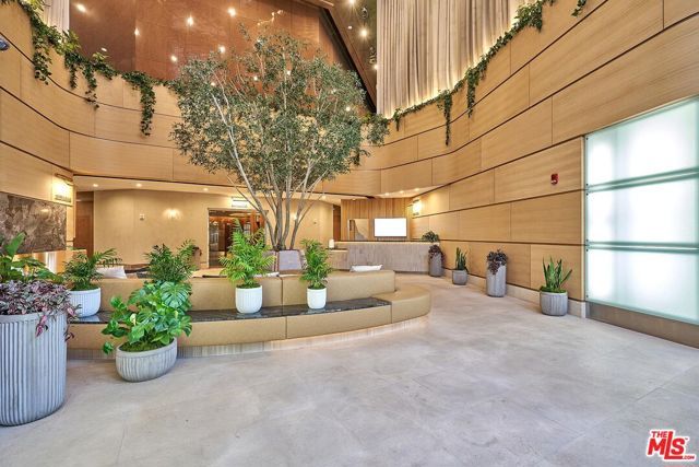 1100 Wilshire Boulevard 3001, Los Angeles, CA 90017