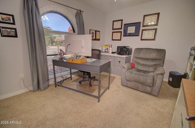 2718 W MESETO Circle, Mesa, AZ 85202