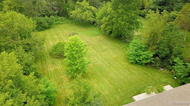 3179 Gehring Drive, Flint, MI 48506