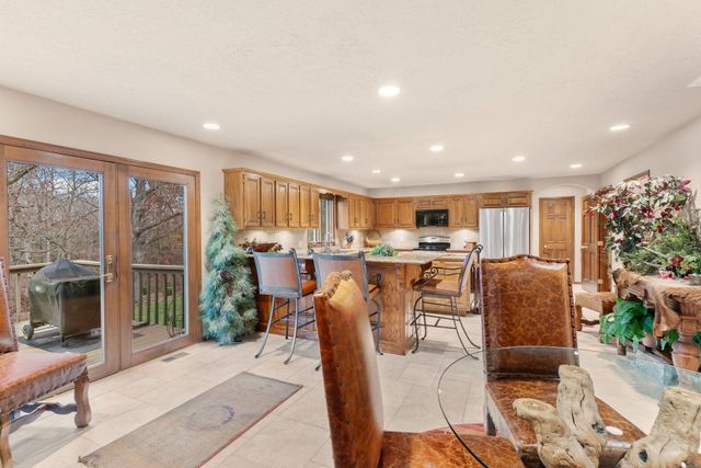 2334 Melton Drive, Nixa, MO 65714