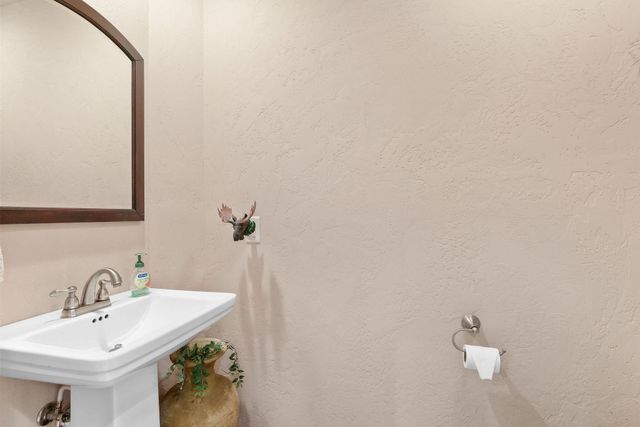 2334 Melton Drive, Nixa, MO 65714