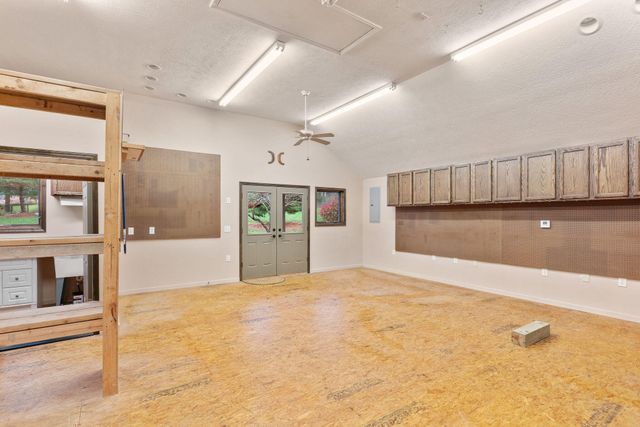 2334 Melton Drive, Nixa, MO 65714