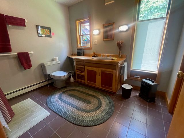1751 Kingdom Road, Vershire, VT 05079