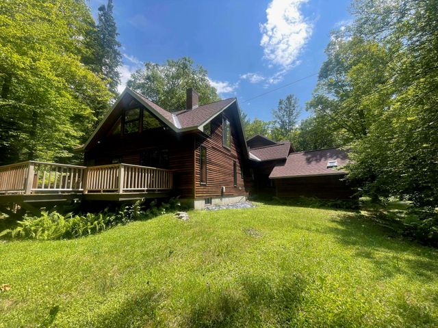 1751 Kingdom Road, Vershire, VT 05079