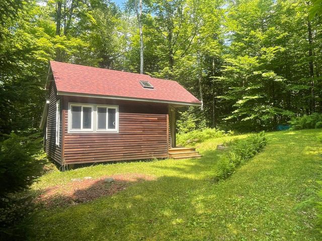 1751 Kingdom Road, Vershire, VT 05079