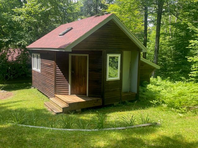 1751 Kingdom Road, Vershire, VT 05079