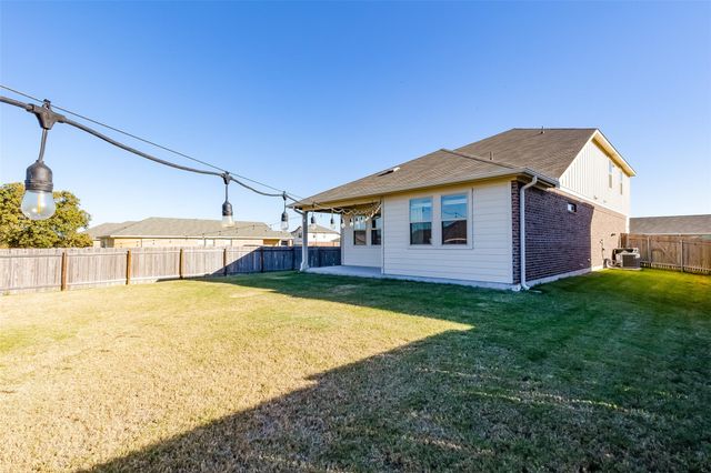 204 Mountain Valley ST, Georgetown, TX 78628