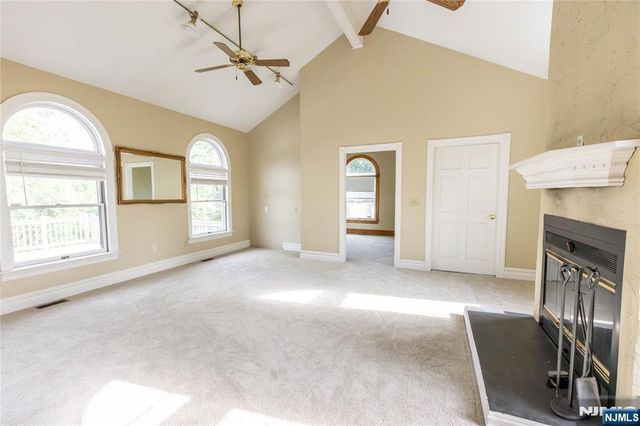 22 Serafin Place, Glen Rock, NJ 07452