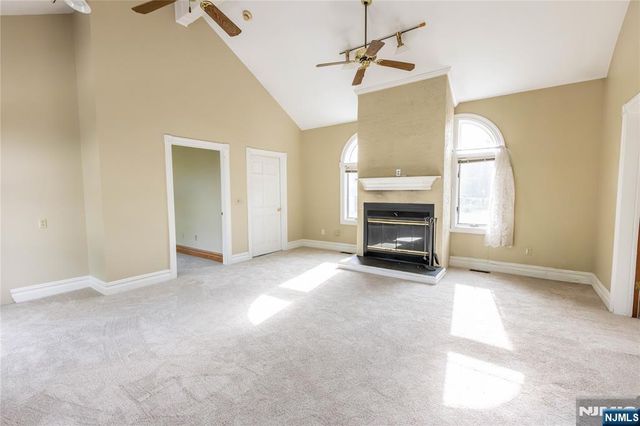 22 Serafin Place, Glen Rock, NJ 07452