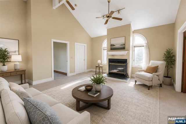 22 Serafin Place, Glen Rock, NJ 07452