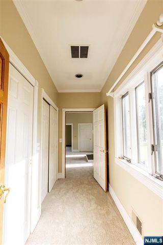 22 Serafin Place, Glen Rock, NJ 07452