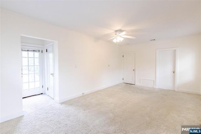 22 Serafin Place, Glen Rock, NJ 07452