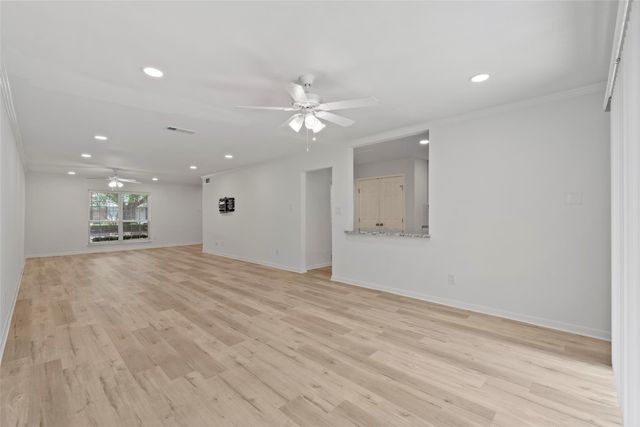 12907 Trail Hollow Drive 2907, Houston, TX 77079