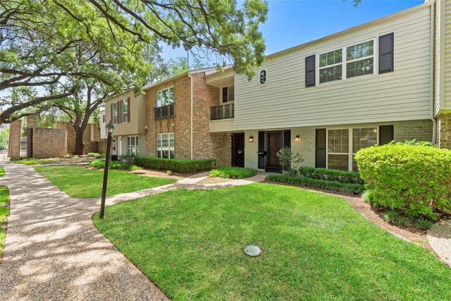 12907 Trail Hollow Drive 2907, Houston, TX 77079