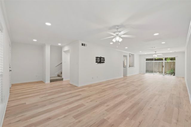 12907 Trail Hollow Drive 2907, Houston, TX 77079