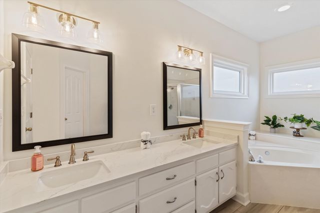 744 SUGARBUSH CV N, Collierville, TN 38017