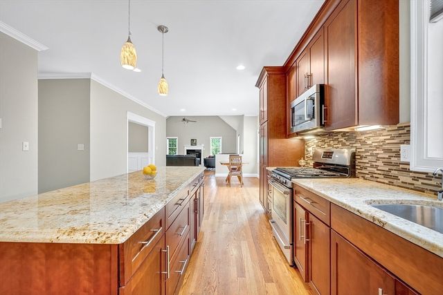 245 High St, Acton, MA 01720