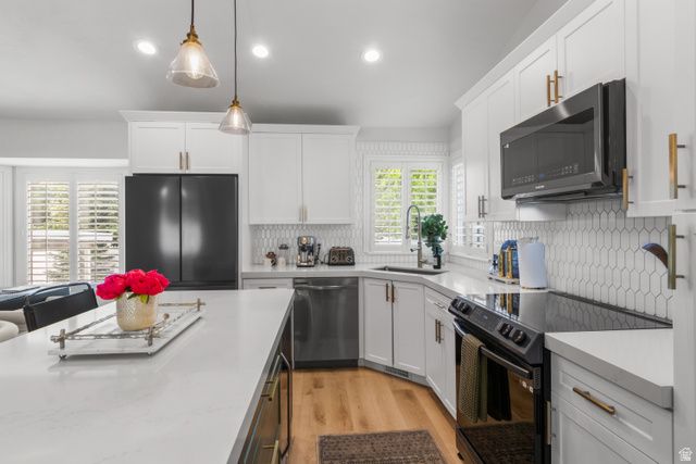 10932 S SEGOVIA CIR, Sandy, UT 84094