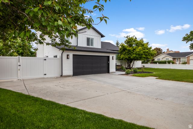 10932 S SEGOVIA CIR, Sandy, UT 84094