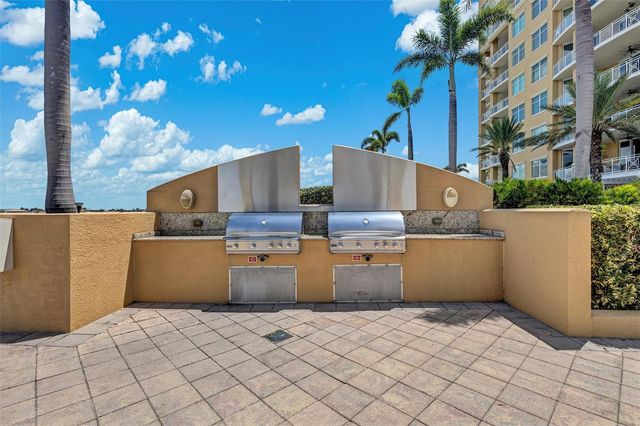 140 RIVIERA DUNES WAY 701, Palmetto, FL 34221