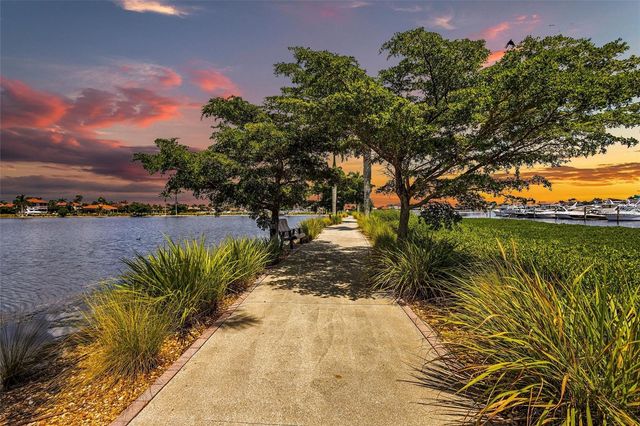 140 RIVIERA DUNES WAY 701, Palmetto, FL 34221