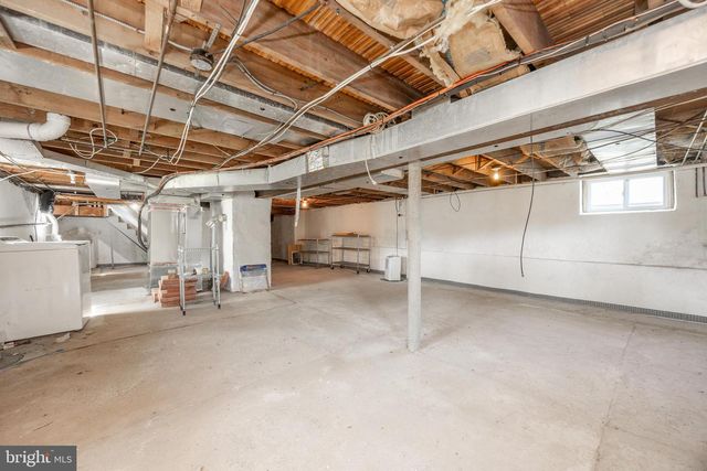 12 WILLOW AVE, Audubon, PA 19403