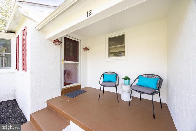 12 WILLOW AVE, Audubon, PA 19403