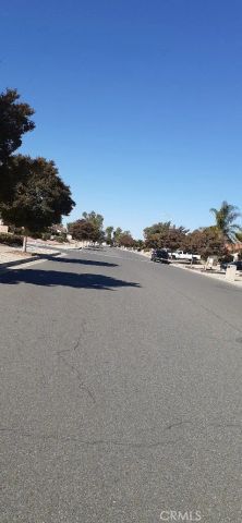 1484 Pepper Tree Drive, Hemet, CA 92545