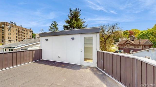 16 Tiernans Lane, Dobbs Ferry, NY 10522